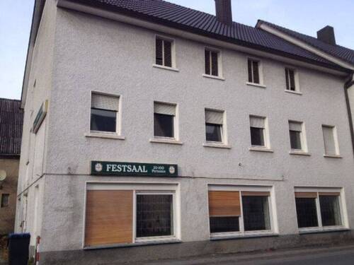 Vorderansicht - Mehrfamilienhaus, Wohnhaus in Balve zum Kaufen