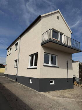 Außen - renoviertes Haus 4 Zimmer Küche Bad mit Hof und Garage Worms Abenheim