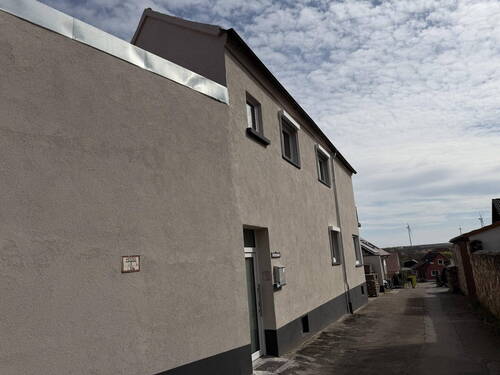 Außen - 4 Zimmer Einfamilienhaus zur Miete in Worms