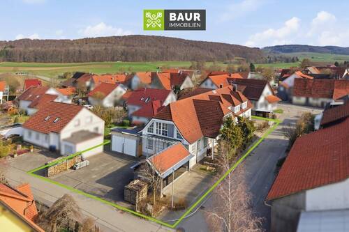 Luftaufnahme - 1 Zimmer Mehrfamilienhaus, Wohnhaus in Römerstein