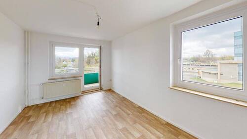 Wohnzimmer Vergleichswohnung - Lichterfüllte 3-Raum-Wohnung mit Balkon