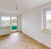 Lichterfüllte 3-Raum-Wohnung mit Balkon - Chemnitz Gablenz