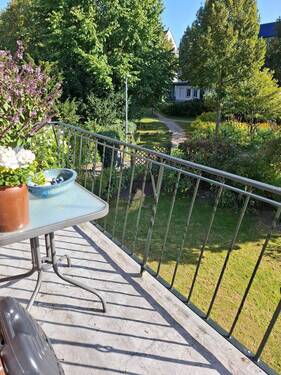 Balkon mit südlicher Ausrichtung - Großzügige 2-Zimmer-Wohnung in Bahnhofsnähe!