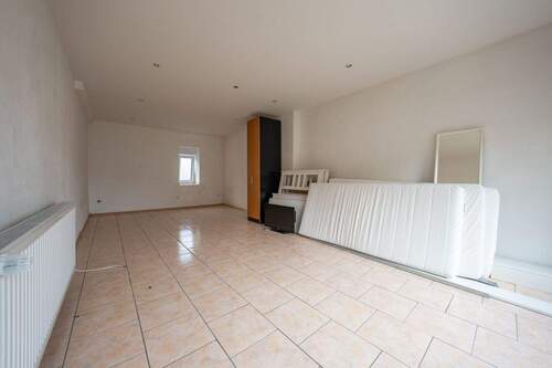 Wohnzimmer - 6 Zimmer Einfamilienhaus zum Kaufen in Wegberg / Wildenrath