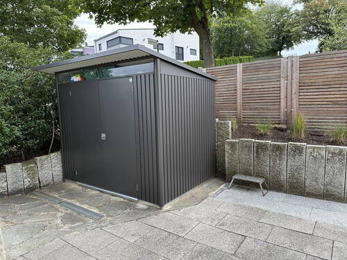 Gartenhütte als Stauraum - 