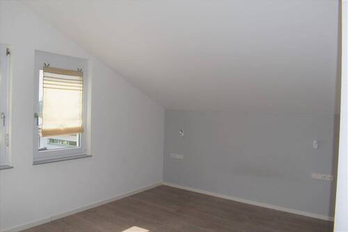 Schlafzimmer OG-Wohnung - 