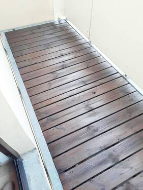 Balkone mit Holzbelag - 
