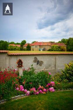 Mauer mit weitem Blick - 