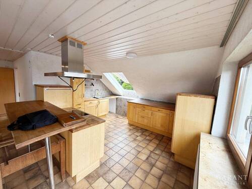kueche 1 - 4 Zimmer Etagenwohnung in Filderstadt