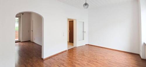 Wohnzimmer - Frankfurt am Main Bornheim - Zwei Zimmer Eigentumswohnung