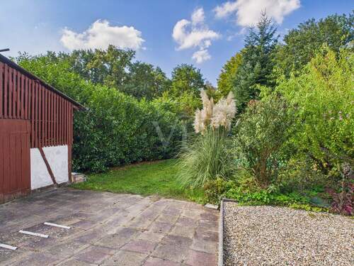 Hof - 5 Zimmer Doppelhaushälfte in Schwebheim