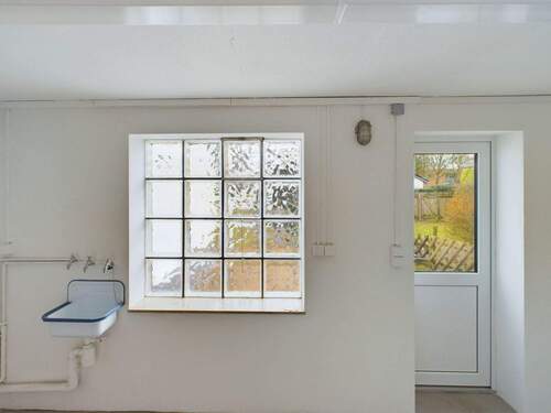 Werkstatt mit Gartenzugang - 