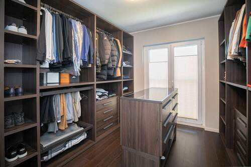 Ankleidezimmer Dachgeschoss - 