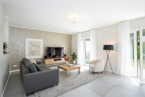 Wohnbereich visualisiert - 5 Zimmer Doppelhaushälfte in Dreieich