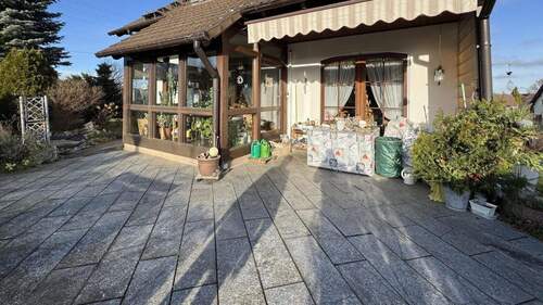 Terrasse mit Wintergarten - 