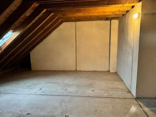 Dachboden Aufnahme 3 - 3 Zimmer Etagenwohnung in Bayreuth