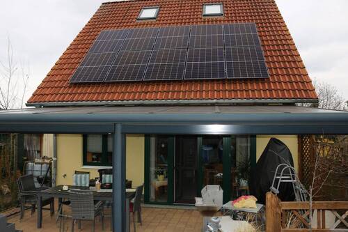 Rückansicht - Gepflegtes freistehendes Einfamilienhaus