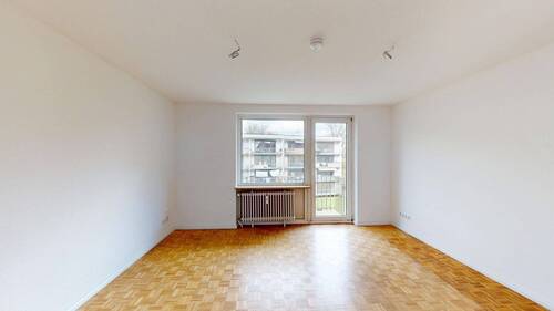 Zimmer 1 mit Balkon - 3 Zimmer Etagenwohnung in Hamburg