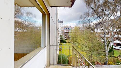 Balkon - Etagenwohnung mit 80,70 m&sup2; in Hamburg zum Kaufen