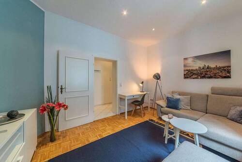 Wohnen - Etagenwohnung mit 50,00 m&sup2; in Frankfurt am Main zur Miete