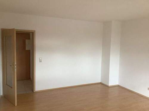 Wohnzimmer - 1 Zimmer Etagenwohnung in Eisenach