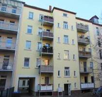 EINBAUKÜCHE inklusive! - Helle 2-Raum Wohnung mit Balkon, Bad mit Fenster - Leipzig Sellerhausen-Stünz