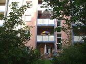 Balkon vom Garten - Etagenwohnung mit 75,00 m&sup2; in München zum Kaufen