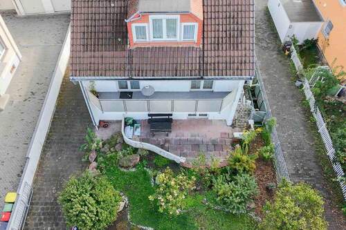 Draufsicht auf Terrasse, Balkon und Gaube - 