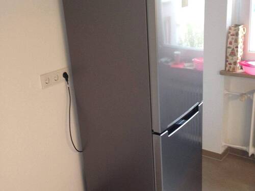 Einzel stehender Kühl- und Gefrierschrank - 