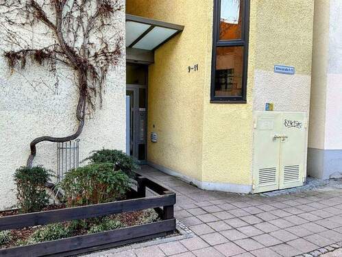 Eingangsbereich - Etagenwohnung mit 69,00 m&sup2; in Braunschweig zur Miete