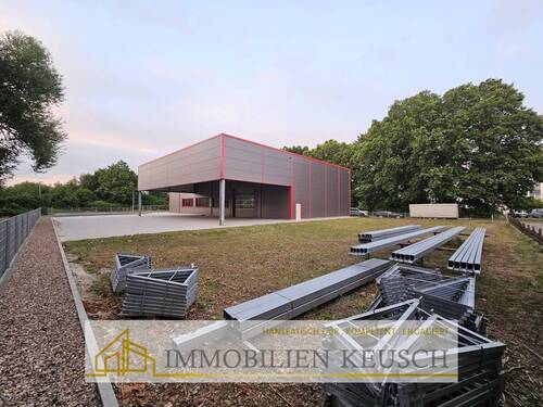 Baugrundstück möglich auf 2550qm - Halle in Achim zum Kaufen