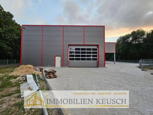 Auffahrt zur Halle - 