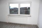 Wohnzimmer - Etagenwohnung mit 55,10 m&sup2; in Schwalbach zum Kaufen