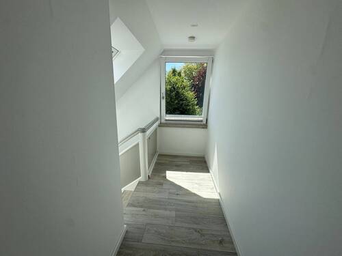Flur (Wohnung OG) - 