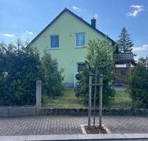Freistehendes Einfamilienhaus mit Pool in guter Wohnlage von Rabenau