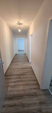 Eingang - 3 Zimmer Etagenwohnung zur Miete in Duisburg