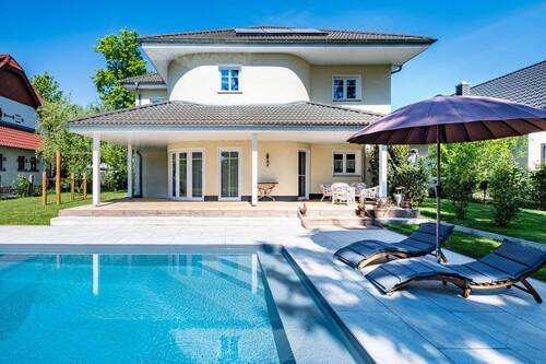 Gartenansicht - 5 Zimmer Einfamilienhaus zum Kaufen in Berlin-Mahlsdorf