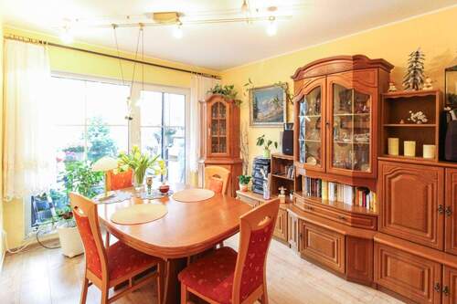 Wohnzimmer - 3 Zimmer Etagenwohnung zum Kaufen in Leipzig
