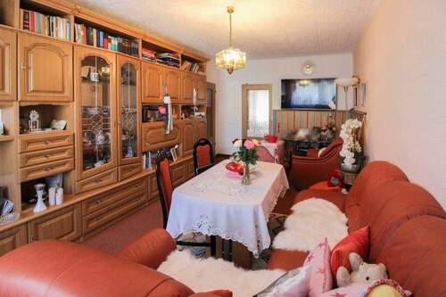 Wohnzimmer (2) - Etagenwohnung mit 59,00 m² in Zwenkau zum Kaufen