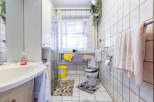 Badezimmer - EG - 