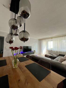 Wohn -und Essbereich - 3 Zimmer Etagenwohnung zum Kaufen in Gomaringen