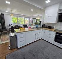 -- SANIERT -- Tolles Reihenendhaus mit Einbauküche und schönem Garten in Nürnberg Mögeldorf --