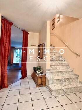 Eingangsbereich - 6 Zimmer Mehrfamilienhaus, Wohnhaus in Mülheim an der Ruhr