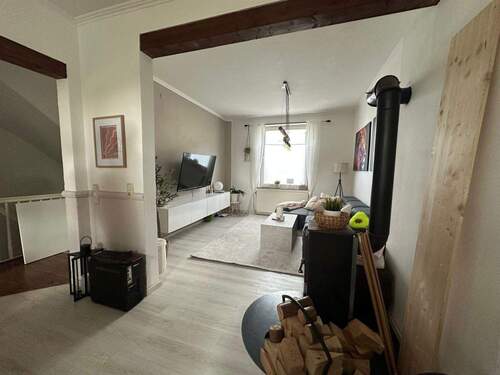 Ess -und Wohnbereich - 6 Zimmer Reihenmittelhaus zum Kaufen in Bremen