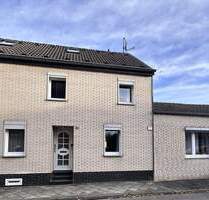 * FREIstehendes EFH mit Anbau + Innenhofgarten sucht neuen Eigentümer in Mönchengladbach-Pongs!*