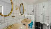 Haus 2 EG Badezimmer 1 - 