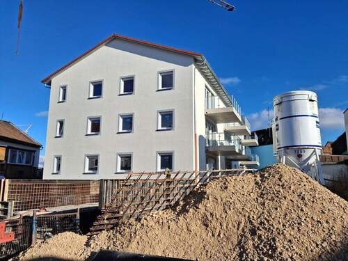 Bild 2 - 3 Zimmer Etagenwohnung zum Kaufen in Gunzenhausen