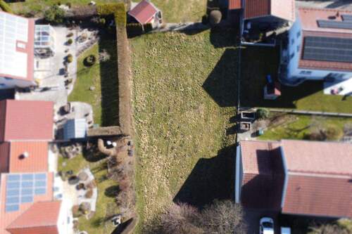 weitere Ansicht von oben - Grundstück in Pürgen