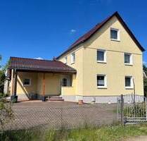 Gepflegtes Einfamilienhaus mit Doppelgarage, 6 Zimmern und großem Grundstück in Moritzburg-Steinbach