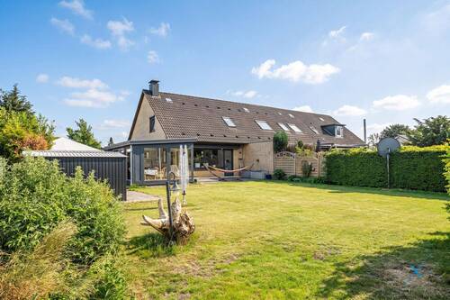Außenansicht - Modernes Reihenendhaus mit großem Garten in Handewitt